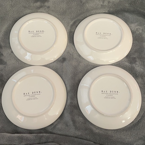 Rae Dunn set of 8 Easter plates - Picture 4 of 4